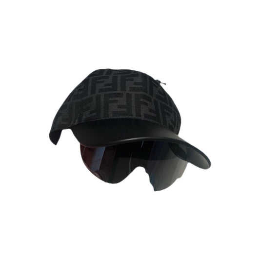 Casquette fendi